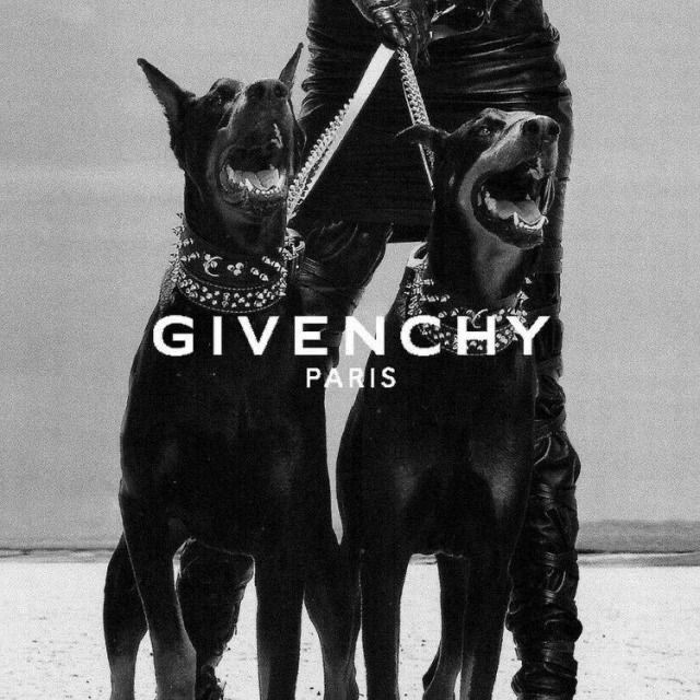 GIVENCHY